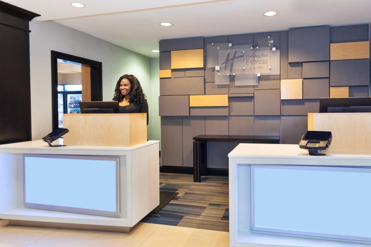 Holiday Inn Express Hotel & Suites Warminster-Horsham By Ihg Esterno foto