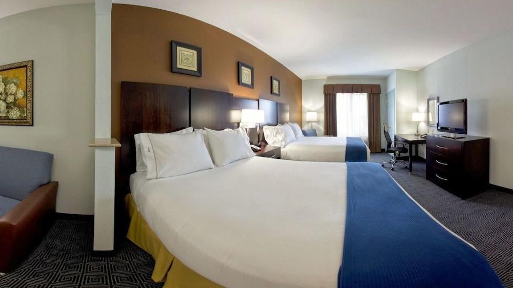 Holiday Inn Express Hotel & Suites Warminster-Horsham By Ihg Esterno foto