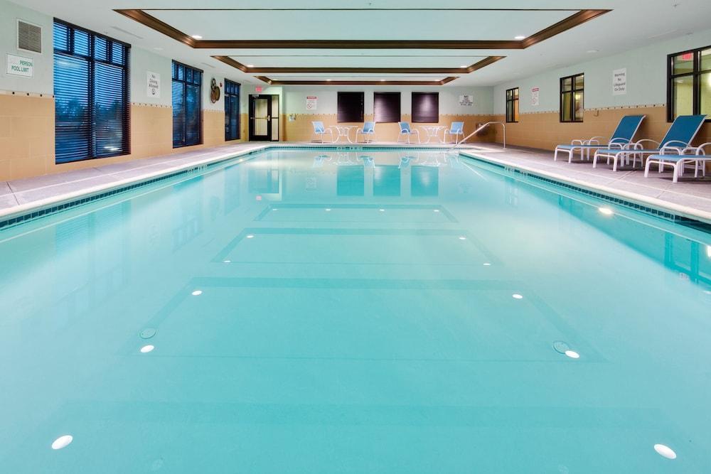 Holiday Inn Express Hotel & Suites Warminster-Horsham By Ihg Esterno foto