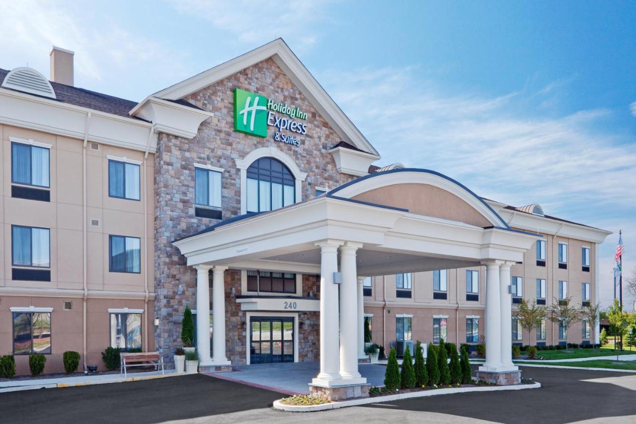 Holiday Inn Express Hotel & Suites Warminster-Horsham By Ihg Esterno foto